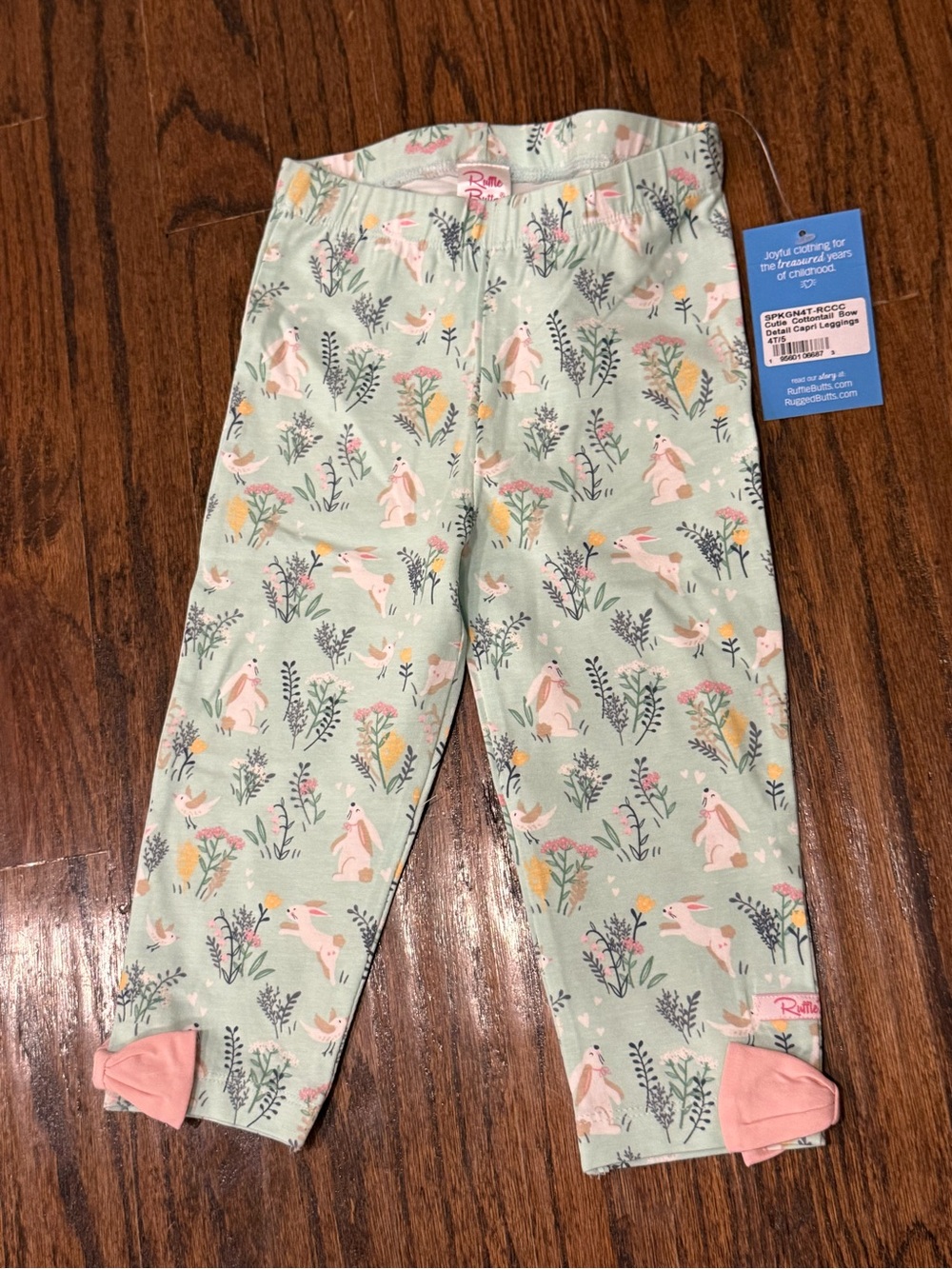 Ruffle Butts Cottontail Bow Capri Leggings 4T / 5. NWT